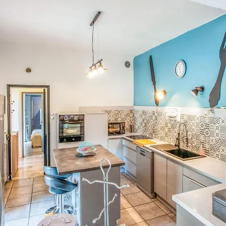 Lovely With Private Pool Holiday home Orange (Vaucluse)
