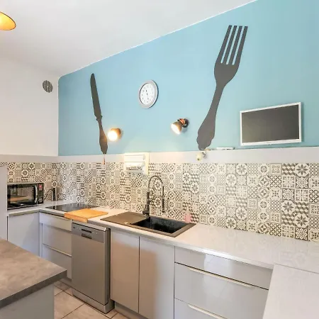 Lovely With Private Pool Holiday home Orange (Vaucluse)